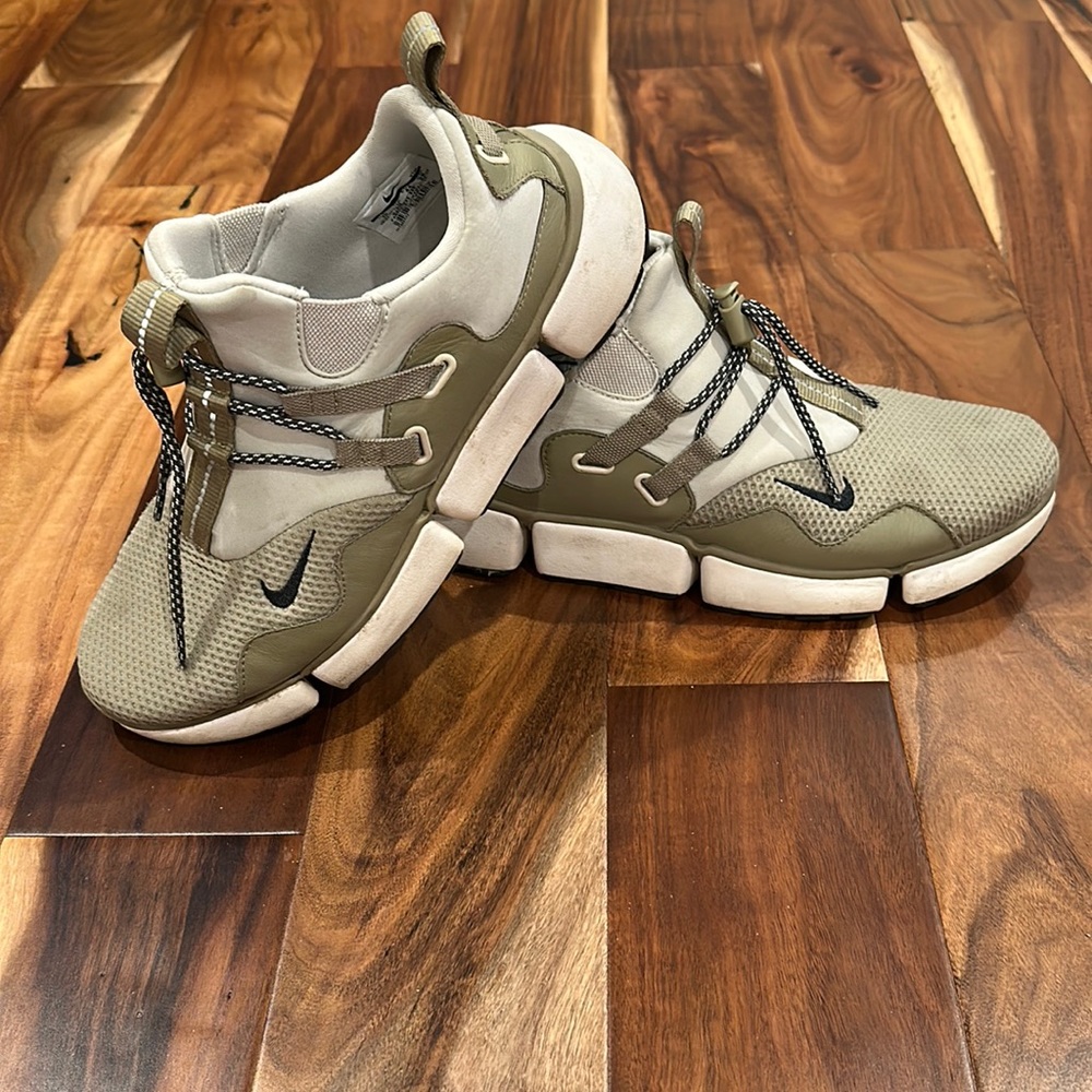 Men’s Nike Pocketknife DM Shoes